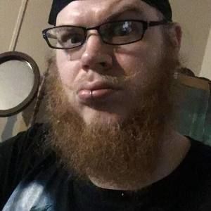 Meet your Posher, Dustin